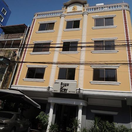 The Grey Guesthouse Phnom Penh Exterior photo