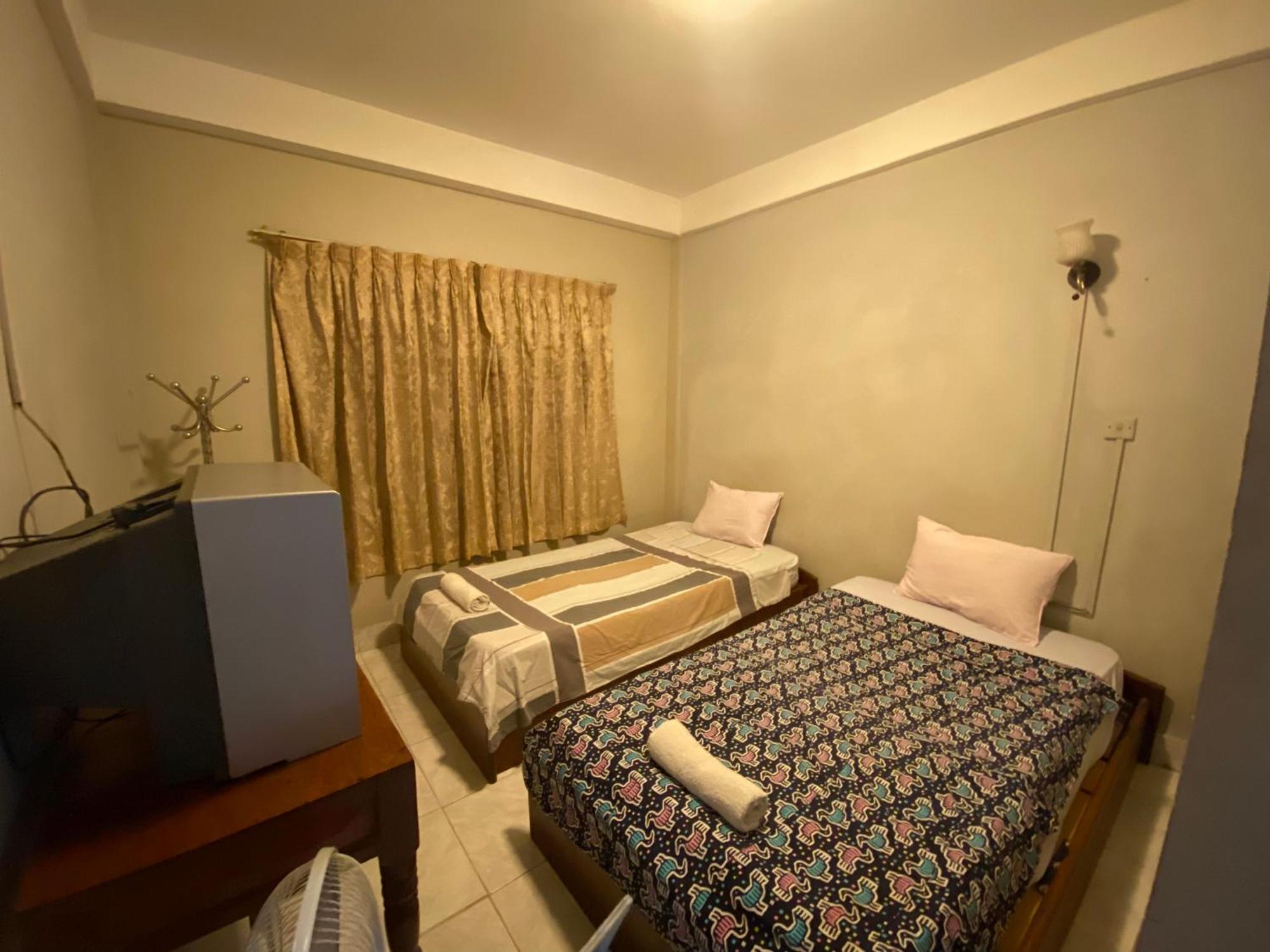 The Grey Guesthouse Phnom Penh Exterior photo