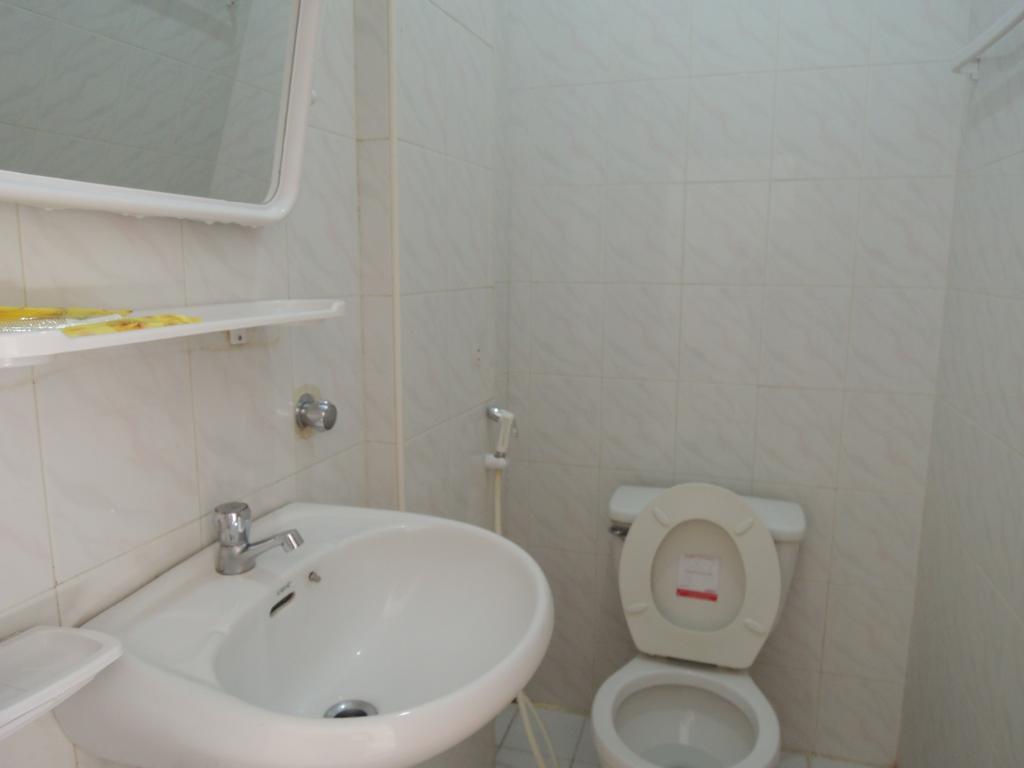 The Grey Guesthouse Phnom Penh Room photo