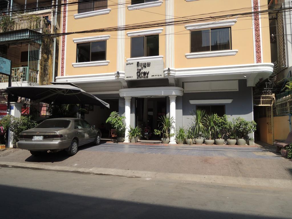 The Grey Guesthouse Phnom Penh Exterior photo