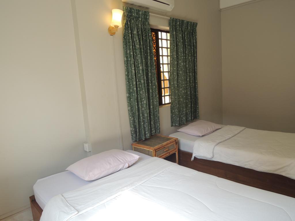 The Grey Guesthouse Phnom Penh Exterior photo